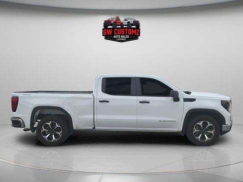 Used 2023 GMC Sierra 1500 Pro w/ Pro Value Package AWD/4WD image 8