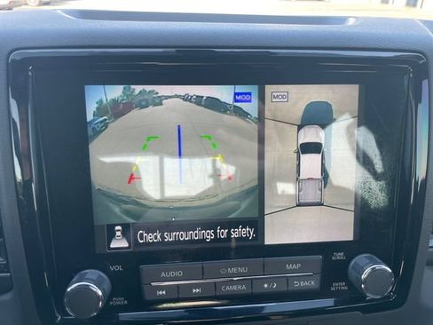 Used 2023 Nissan Frontier PRO-4X w/ Pro Convenience Package AWD/4WD image 14