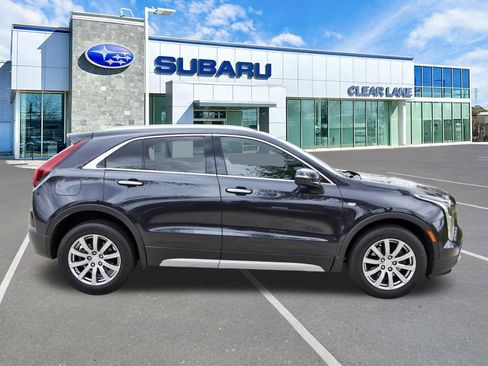 Used 2023 Cadillac XT4 Premium Luxury w/ Cold Weather Package image 7