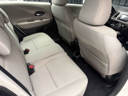 Used 2016 Honda HR-V LX image 21