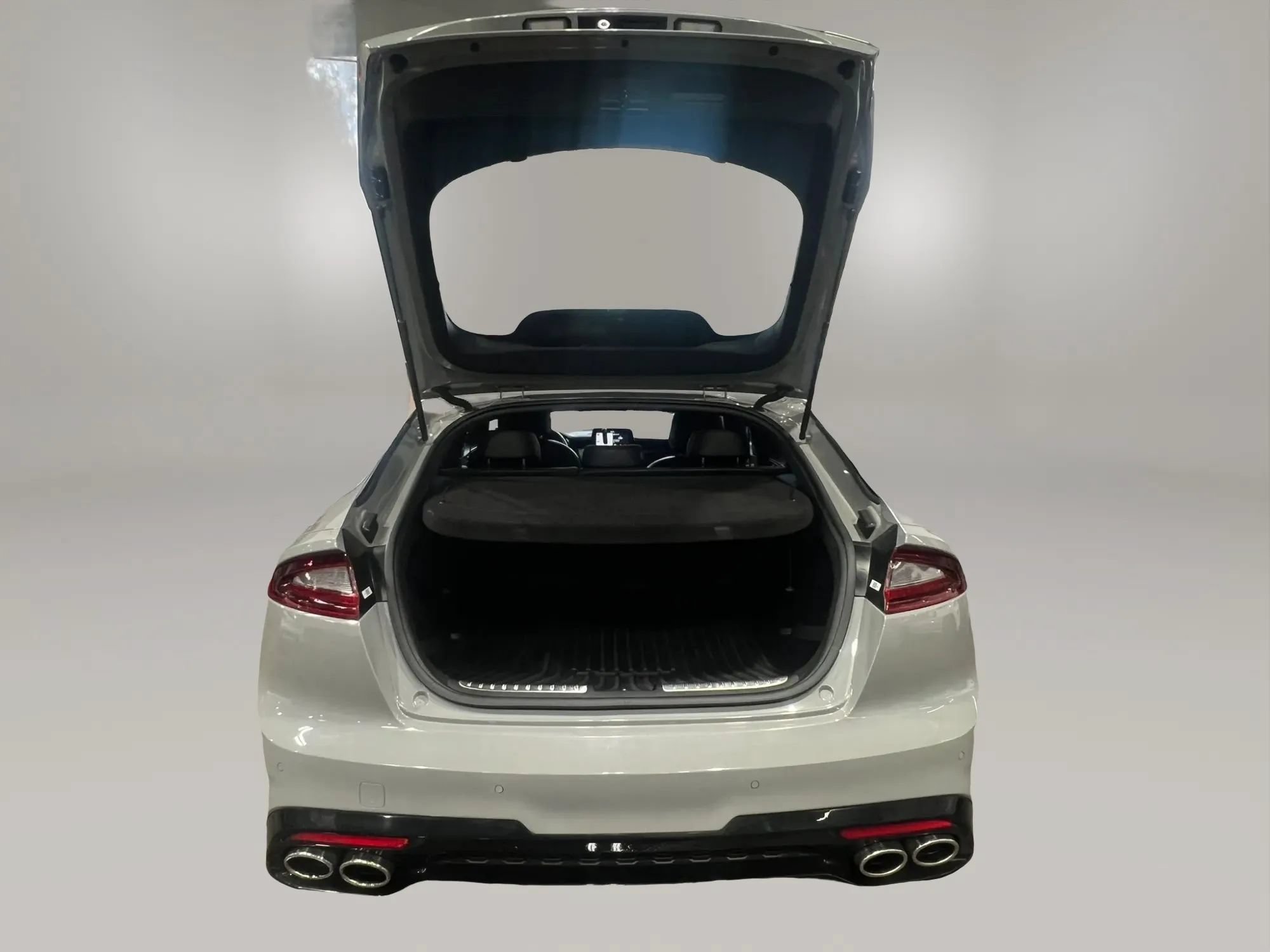 Used 2020 Kia Stinger GT1 AWD/4WD image 9