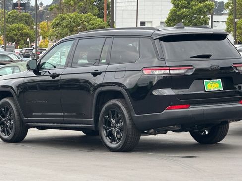New 2025 Jeep Grand Cherokee L Altitude image 7