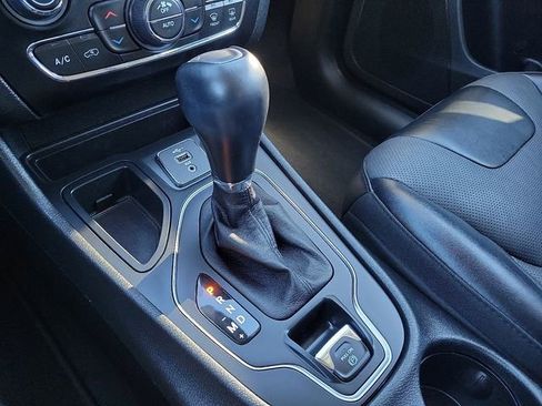 Used 2022 Jeep Cherokee Latitude Lux image 20