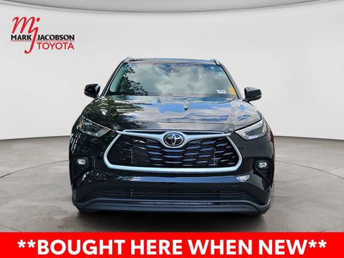 Used 2026 Toyota Highlander XLE AWD/4WD image 3