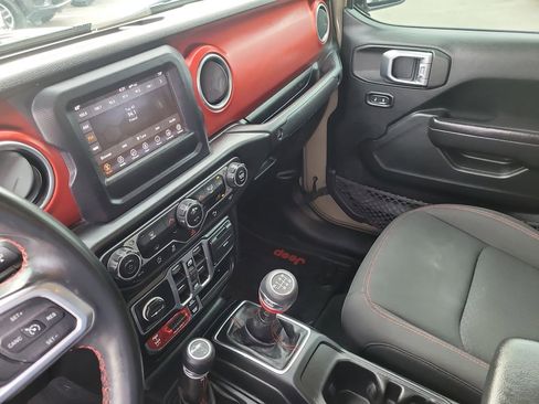 Certified 2020 Jeep Gladiator Rubicon w/ LED Lighting Group image 16