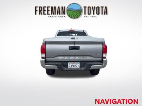 Used 2016 Toyota Tacoma SR5 RWD image 6