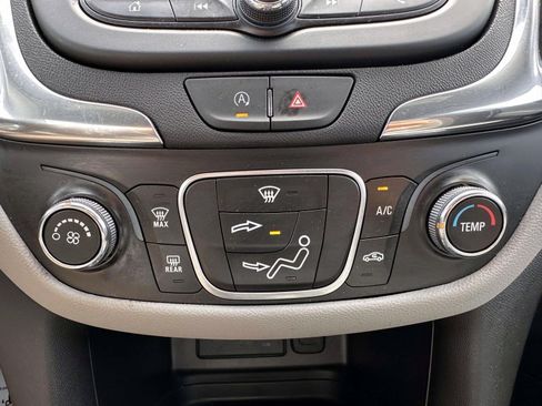 Used 2023 Chevrolet Equinox LS w/ LS Convenience Package AWD/4WD image 23