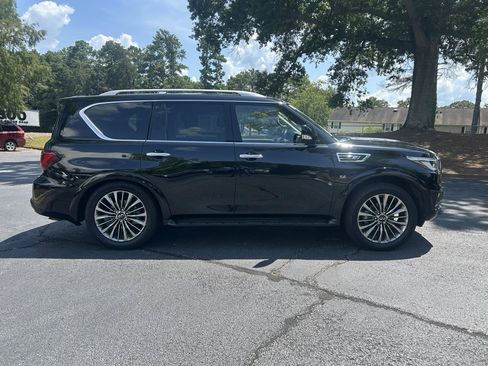 Used 2019 INFINITI QX80 Luxe w/ 22" Wheel Package AWD/4WD image 7