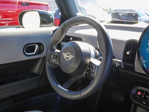 Used 2025 MINI Cooper S image 18