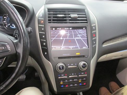 Used 2017 Lincoln MKC Black Label image 42