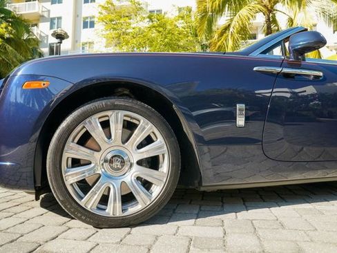 Used 2016 Rolls-Royce Dawn image 12