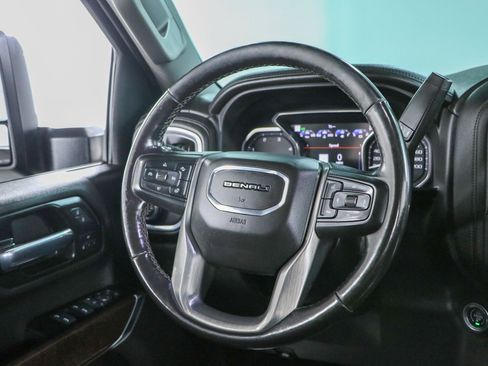 Used 2022 GMC Sierra 2500 Denali AWD/4WD image 13