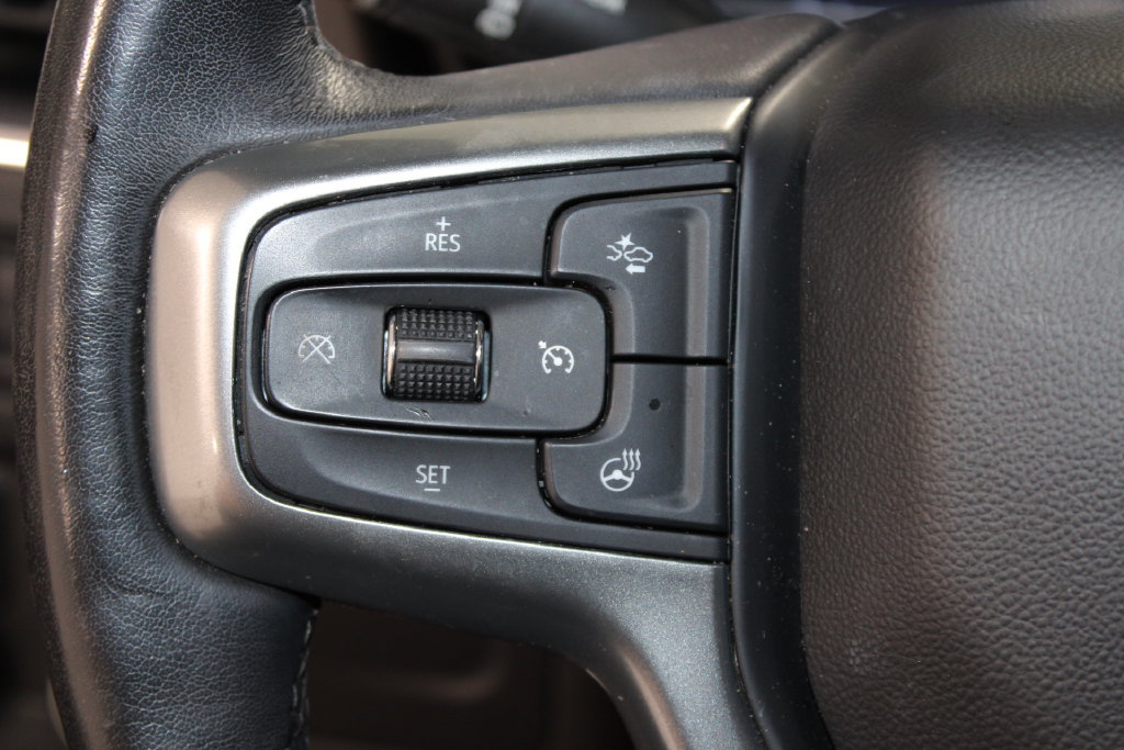 Used 2022 Chevrolet Suburban Premier RWD image 39