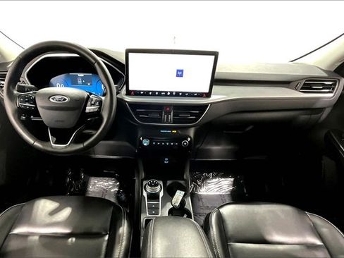 Used 2023 Ford Escape Platinum image 7