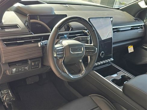 New 2025 GMC Sierra EV Denali image 14