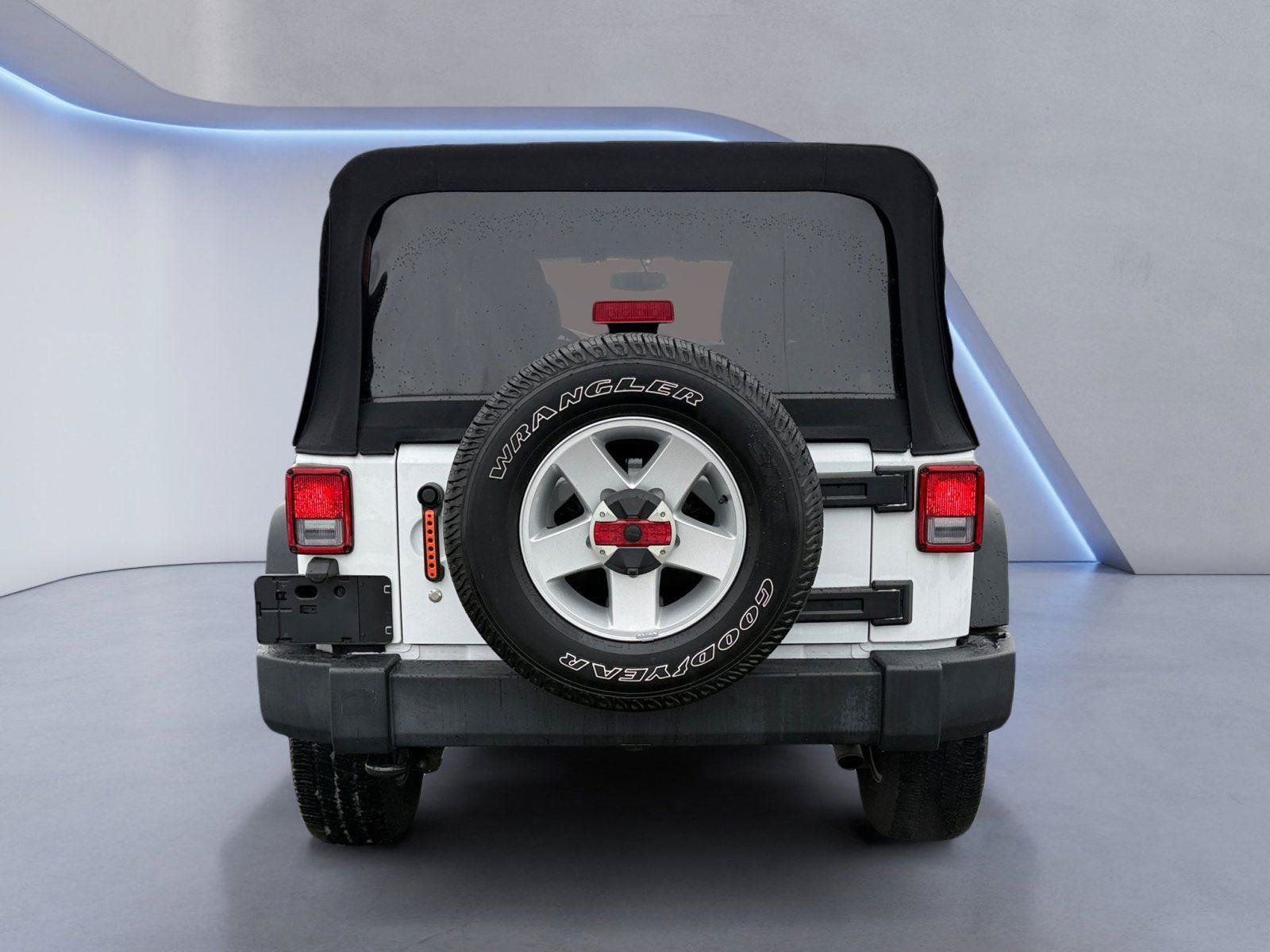 Used 2017 Jeep Wrangler Unlimited Sport w/ Quick Order Package 24S AWD/4WD image 4