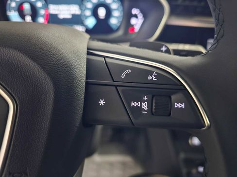 New 2025 Audi Q3 2.0T Premium w/ Convenience Package image 26