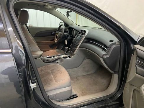 Used 2015 Chevrolet Malibu LS FWD image 12