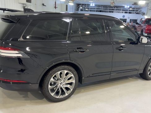 New 2026 Lincoln Aviator 2WD image 9