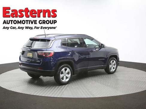 Used 2019 Jeep Compass Latitude FWD image 40