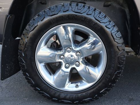 Used 2019 RAM 1500 Big Horn AWD/4WD image 42