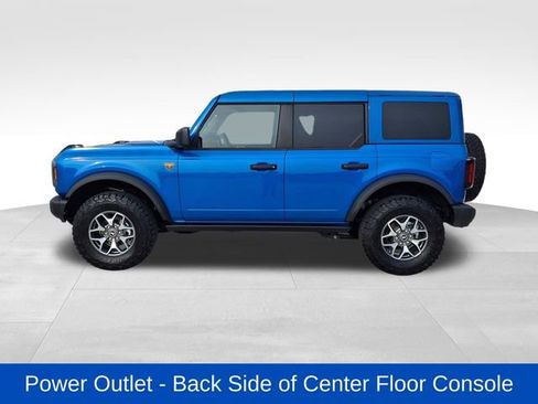 Used 2025 Ford Bronco Badlands AWD/4WD image 6