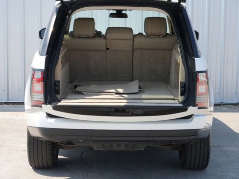 Used 2015 Land Rover Range Rover Supercharged image 9
