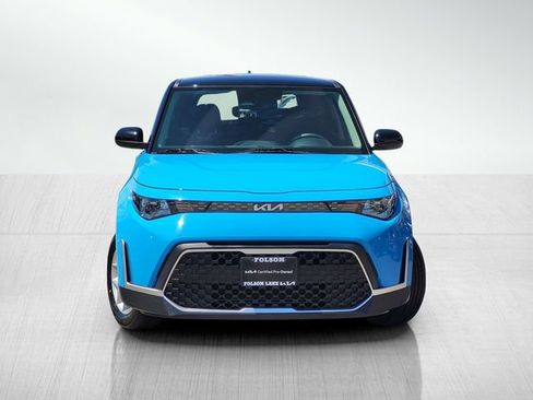 Used 2023 Kia Soul S FWD image 2