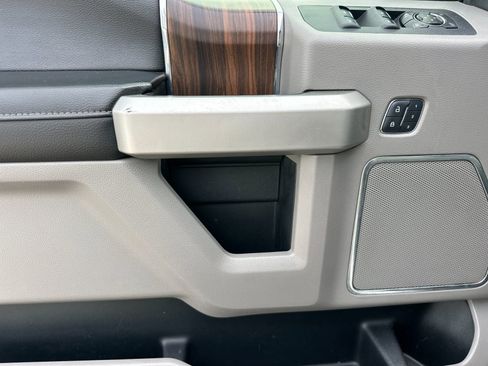 Used 2015 Ford F150 Lariat w/ Equipment Group 502A Luxury image 11