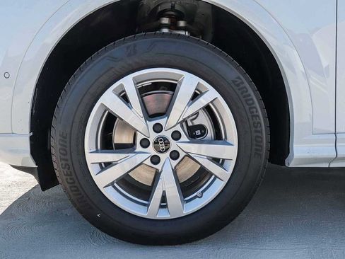 New 2025 Audi Q5 Premium image 14