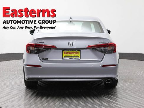 Used 2024 Honda Civic Sport image 6