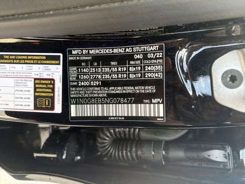 Used 2022 Mercedes-Benz GLC 300 4MATIC w/ Driver Assistance Package image 36