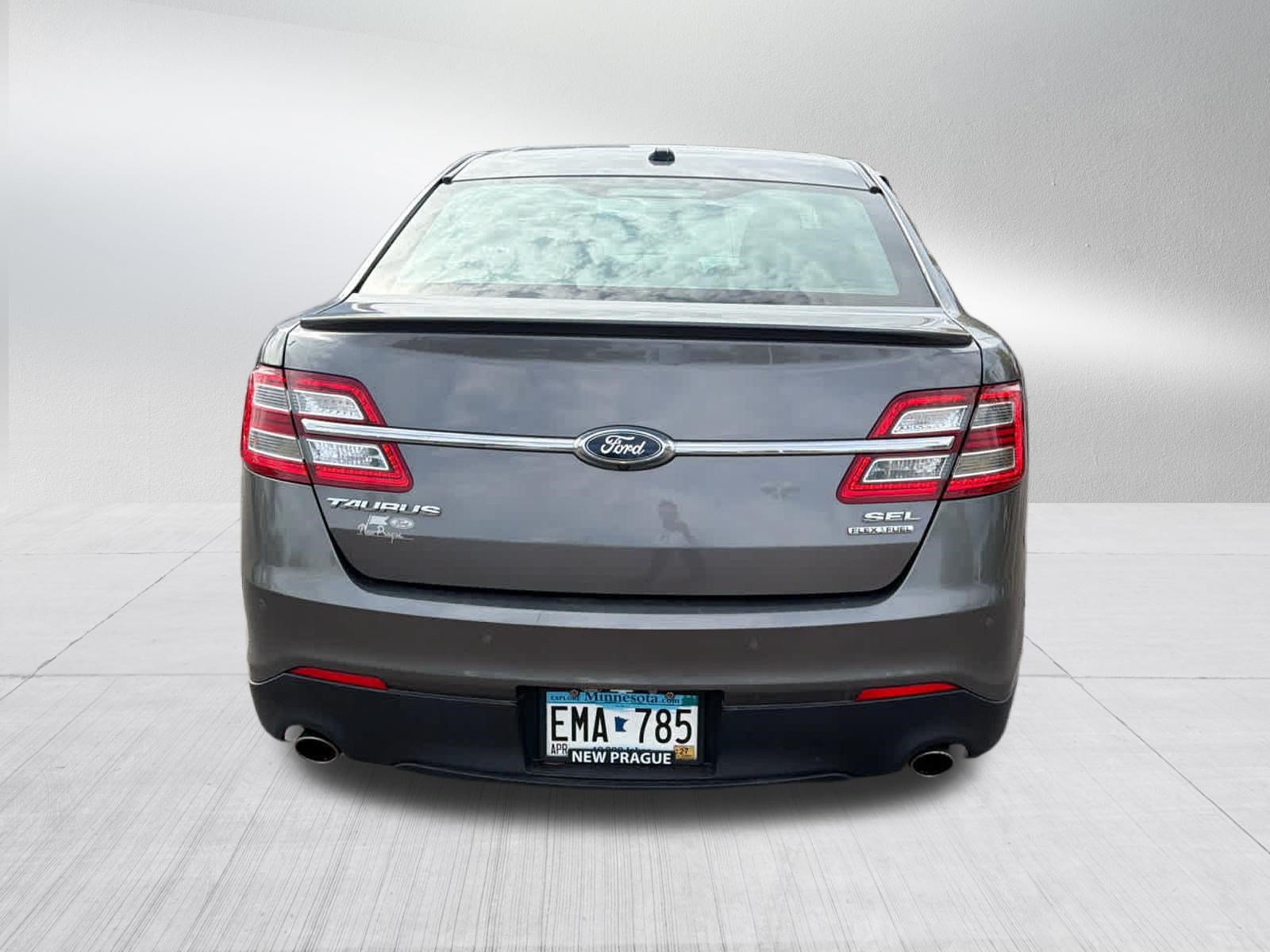 Used 2014 Ford Taurus SEL w/ Equipment Group 201A FWD image 5