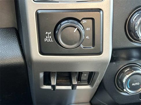 Used 2021 Ford F250 Lariat w/ Lariat Value Package image 35