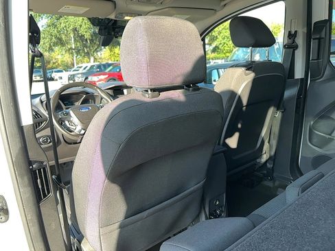 Used 2016 Ford Transit Connect XL image 10