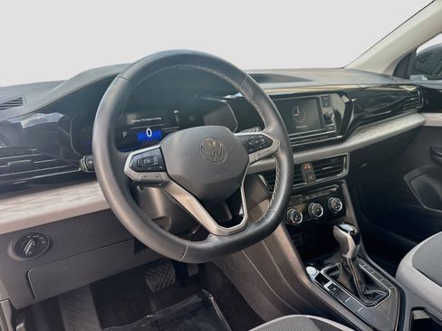 Certified 2024 Volkswagen Taos S FWD image 9
