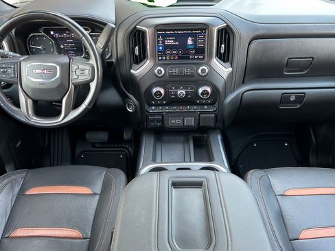 Used 2021 GMC Sierra 2500 AT4 w/ AT4 Preferred Package image 10