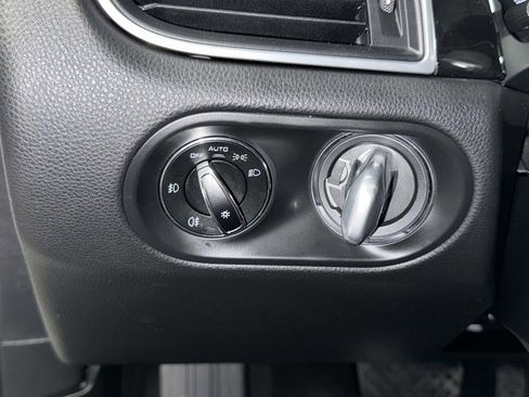 Used 2016 Porsche Macan S image 26