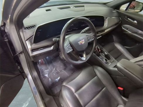 Certified 2024 Cadillac XT4 Premium Luxury image 10