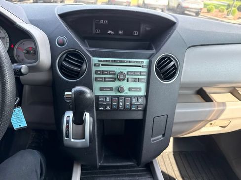 Used 2011 Honda Pilot EX image 18