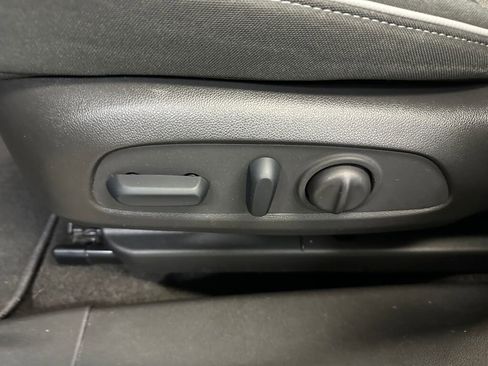 Certified 2023 Chevrolet TrailBlazer LT w/ Convenience Package image 6