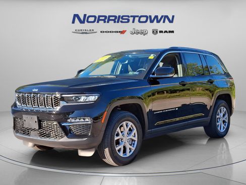 Certified 2022 Jeep Grand Cherokee Limited image 3