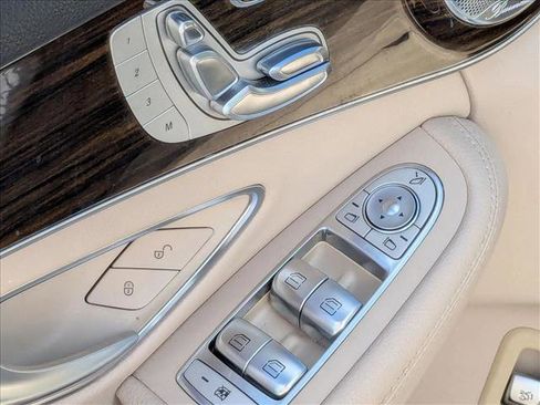 Used 2020 Mercedes-Benz C 300 Sedan image 10