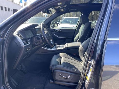 Used 2022 BMW X5 xDrive40i w/ Premium Package image 16