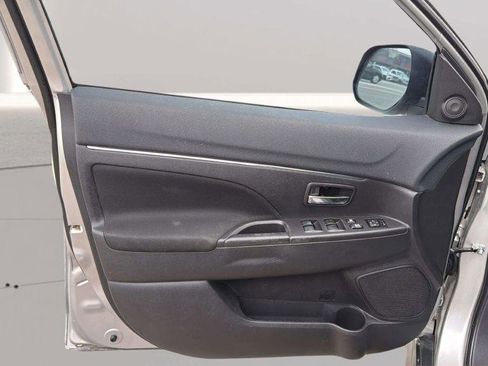 Used 2015 Mitsubishi Outlander Sport SE image 17