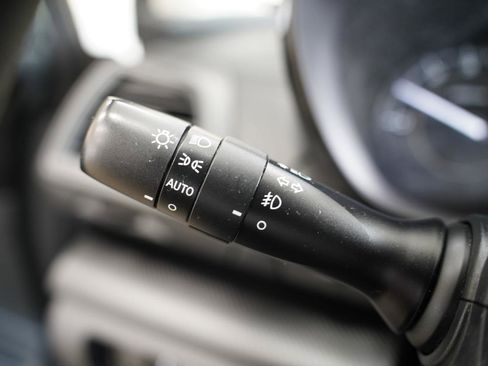 Used 2022 Subaru Impreza 2.0i Premium image 14