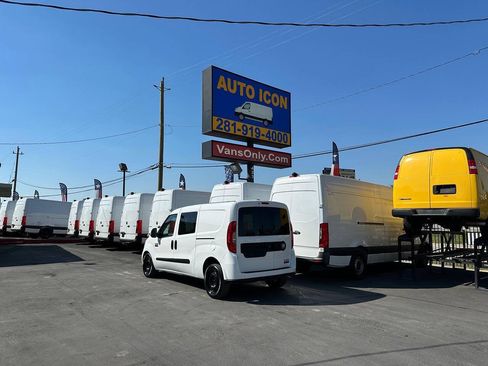 Used 2016 RAM ProMaster City Tradesman SLT w/ Rear Back-up Camera Group FWD image 22