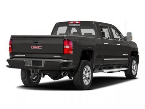 Used 2017 GMC Sierra 2500 Denali w/ Duramax Plus Package image 5