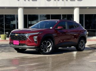 Used 2025 Chevrolet Trax LT video 1