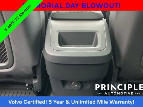 Certified 2023 Volvo XC60 B5 Core w/ Climate Package FWD image 36